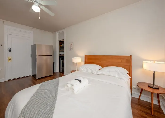 Historic Hp Studio With Fast Transit To Uchicago & Dt By Zen Rentals
