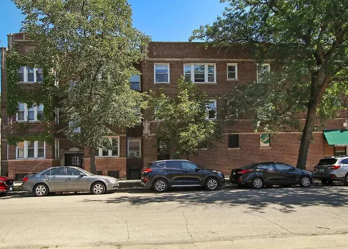Pet friendly 3Br Spacious Apartment In Chicago - Newgard 1N