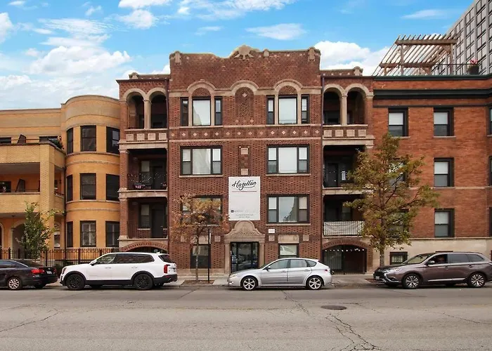 Studio Apt With Laundry, Near Shops! - Montrose Studio Rep Chicago