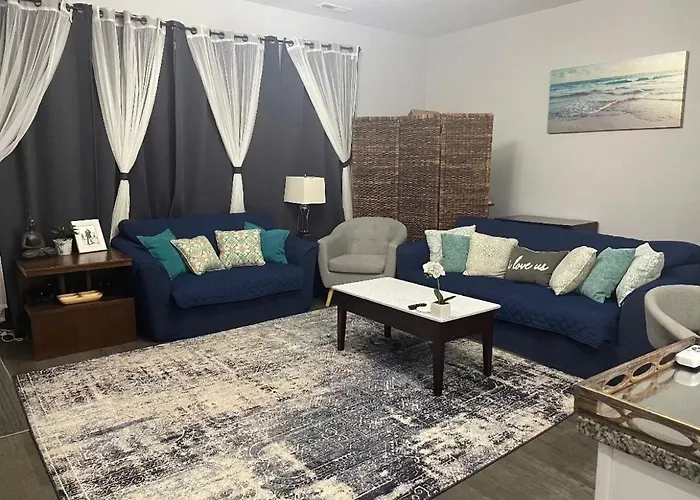 Entire Condo 3 Bed/2 Bath In West Loop Chicago