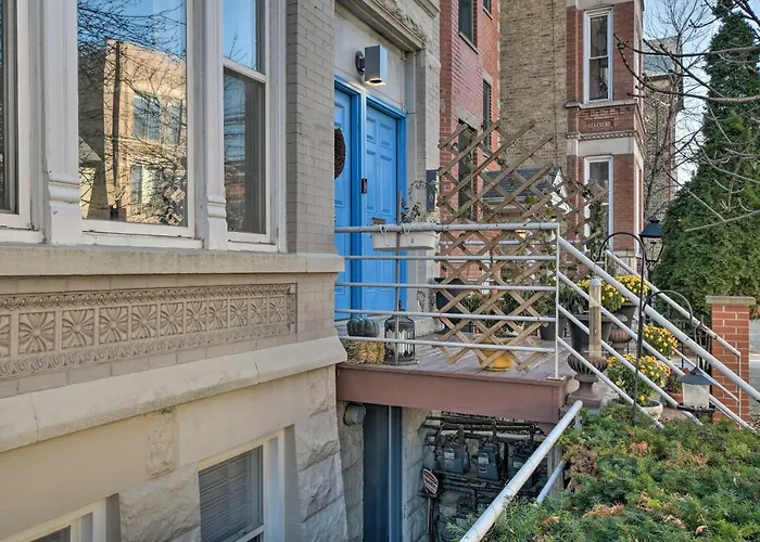 Elegant Chicago Retreat With Spacious Balcony! acceptant les animaux