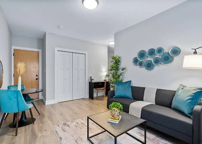 Charming 1-Bedroom Apt With A Homey Feel - Brompton 58-60 Rep Chicago