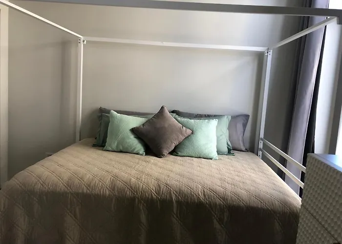 Winter Wonderland Retreat And Your Chicago Chill Getaway