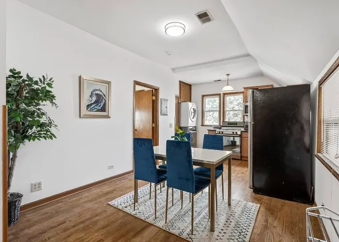 Appartement Bright And Modern 2Br Apt With Parking And Laundry à Chicago acceptant les animaux