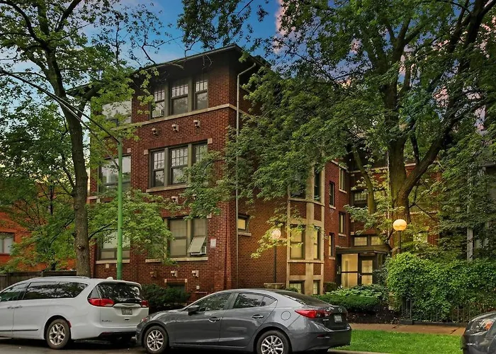 Charming 3Br Chicago Apt In Prime Location