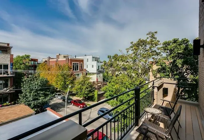 Upscale Penthouse Private Balcony