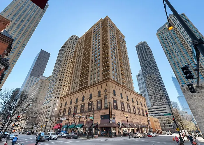 The Bernardin Gold Coast Luxury Apartments Near Magnificent Mile