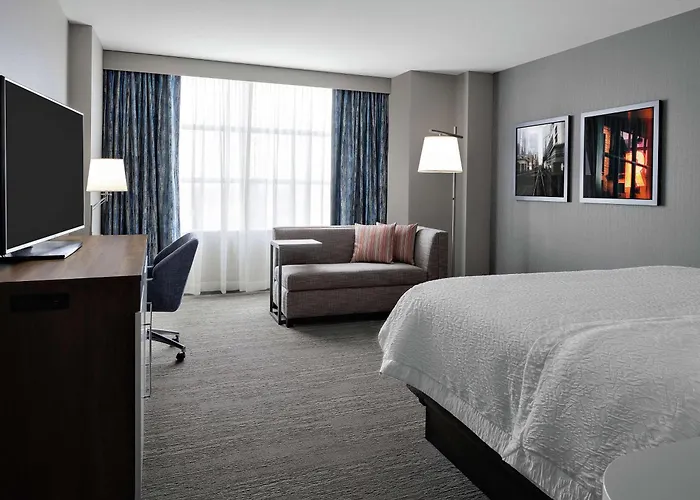 Hampton Inn Chicago Mccormick Place