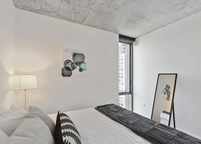 Haustierfreundliches 2Br Luxury River North Apartment With Wonderful Views Chicago
