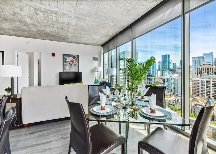 2Br Stunning River North Suite With Pool & Views