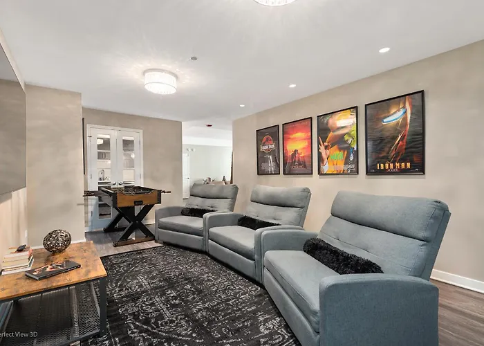 The Bernardin Gold Coast Luxury Apartments Near Magnificent Mile