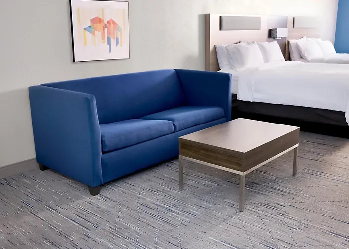 Holiday Inn Express & Suites Chicago North Shore - Niles By Ihg
