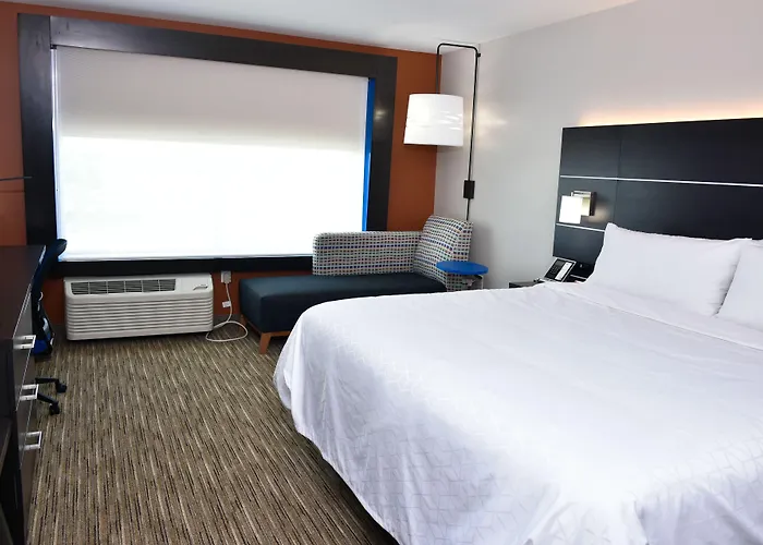 Holiday Inn Express & Suites - Bensenville - O'Hare By Ihg