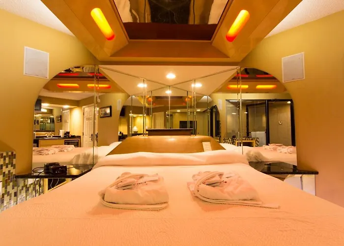 Essence Suites