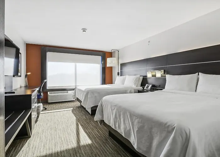 Holiday Inn Express & Suites - Bensenville - O'Hare By Ihg