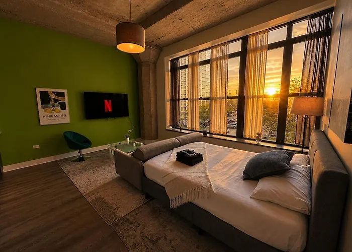 Mccormick Place Beautiful Studio Suite With Optional Parking And Gym Access Sleeps 4 Near Soldier Field And Downtown Chicago admite animales