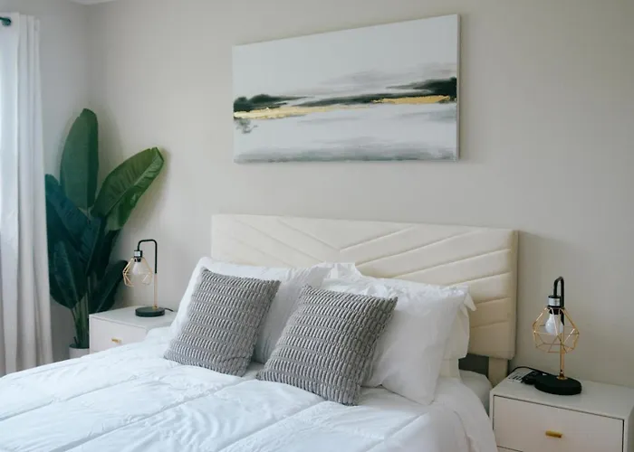 New Modern 3Br • Gym • Workspace • Quiet Location