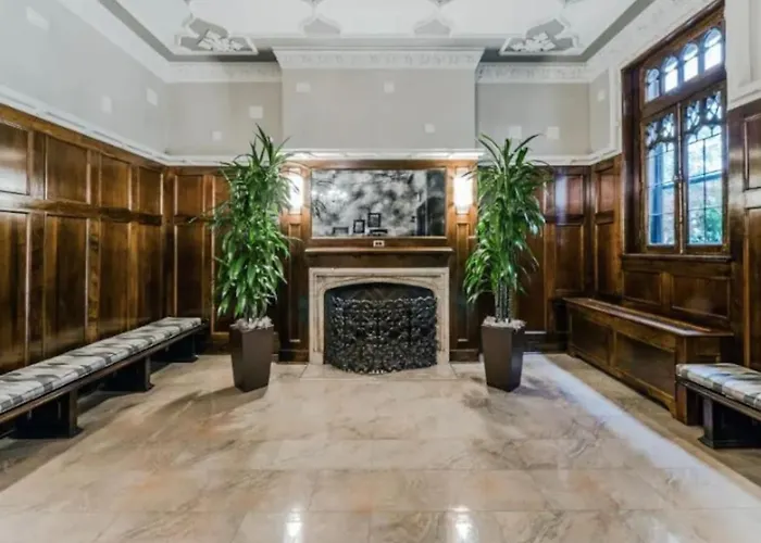 Gold Coast Mag Mile Best Location #1