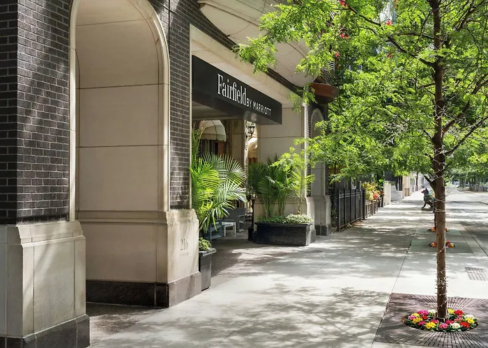 Fairfield Inn And Suites Chicago Downtown/ Magnificent Mile
