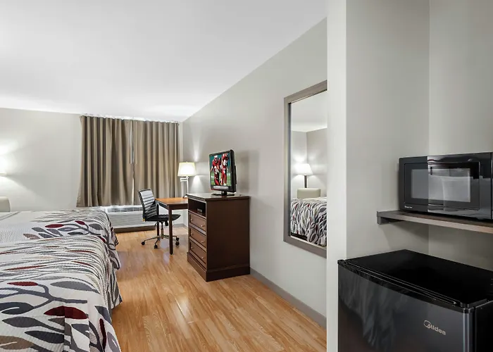 Red Roof Inn Gurnee - Waukegan