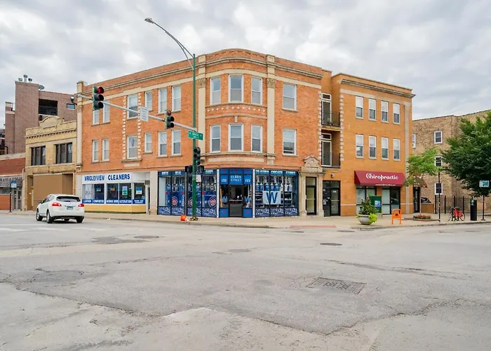 Pet friendly Cool 2Br Apartment Close To Fun City - Grace 2 Chicago