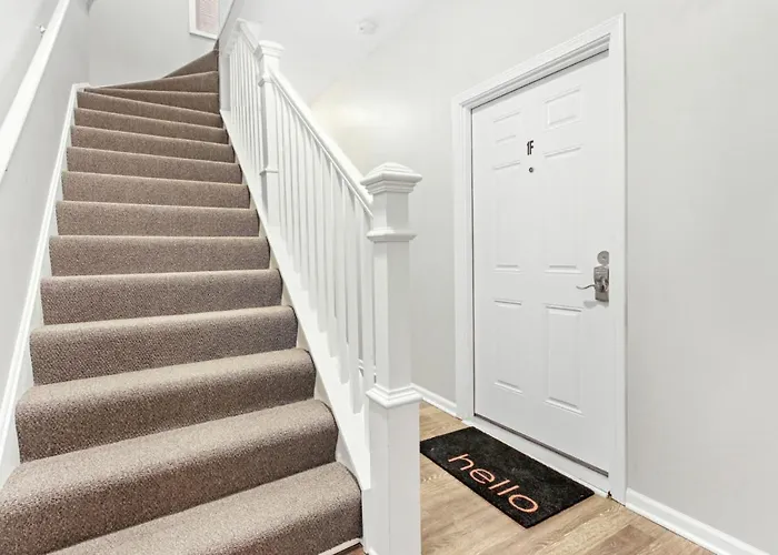Trendy & Insta-Worthy 2Br Apartment - Kimball All Rep Chicago